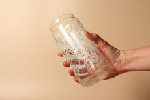 Load image into Gallery viewer, 20 oz White Floral Glass
